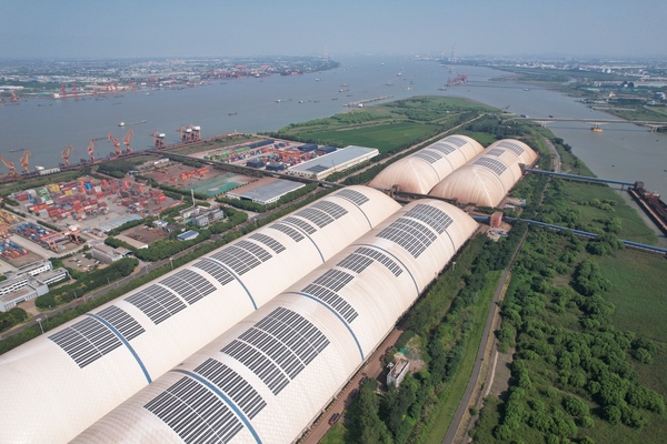 常州錄安洲碼頭分布式光伏項(xiàng)目.jpg