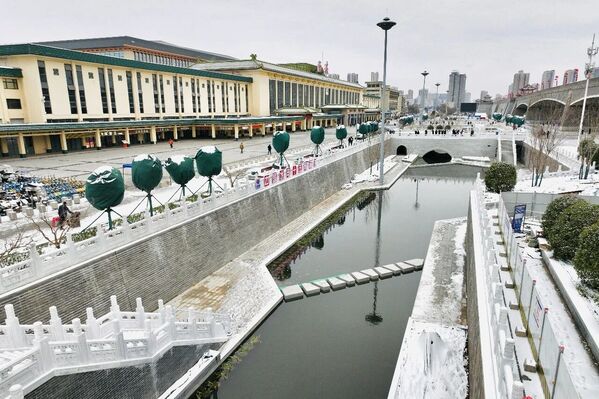 新春獻禮:西安市護城河及環城公園(二期)火車站段項目實現通水(1).jpg